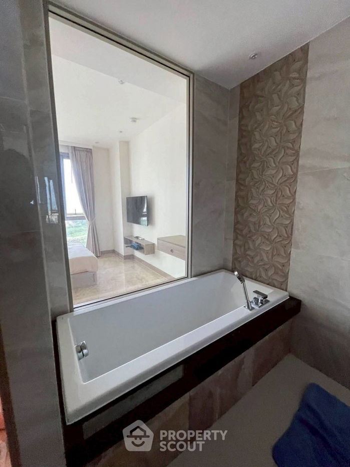 picture 1-BR Condo at The Riviera Ocean Drive close to Jomtien Beach (ID 2548175) - 2/11