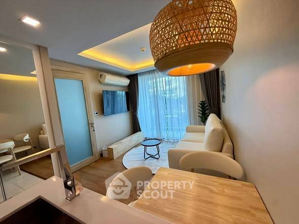 picture 1-BR Condo at The Peak Towers close to Phratamnak (ID 2555668) - 2/15