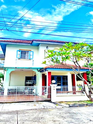 เช่าบ้านเดี่ยว ลาดพร้าว 71 : พร้อมเฟอร์ฯ 3นอน สุคนธสวัสดิ์28-36 เดอะวอล์ค เกษตรนวมินทร์ 450ม. บ้าน 2 ชั้น 40ตร.วา.150ตร.ม2 น้ำ รพ.นวเวช 3.1 กม.