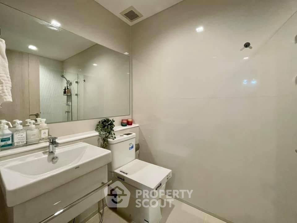 picture 2-BR Condo at Life One Wireless near BTS Phloen Chit (ID 786963) - 23/25
