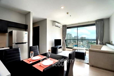 Condos for sale Soi Sukhumvit 71 : 2-BR Condo at Rhythm Sukhumvit 44/1 near BTS Phra Khanong (ID 2555987)