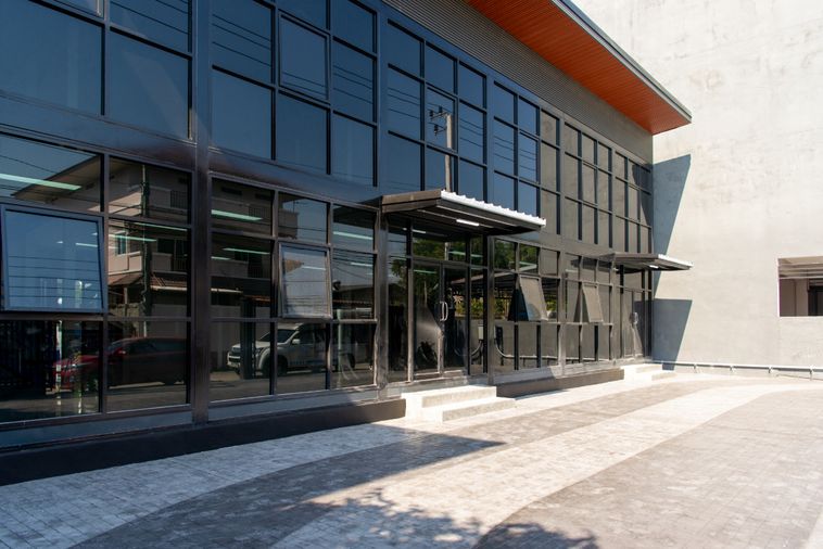 Office + Warehouse 100 ตร.วา ทำเลสุขุมวิท ใกล้ BTS