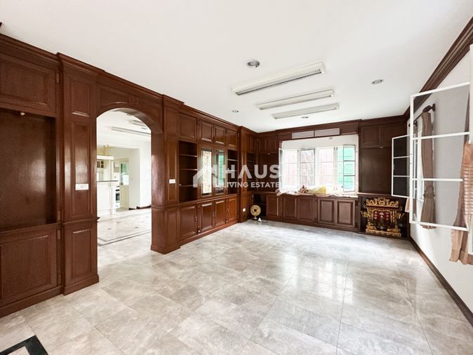 3-bed house for sale, 280 sqm, 107.5 sq wah, Ladawan Pinklao - Petchkasem