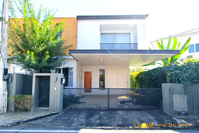 เช่าบ้านเดี่ยว สถานีขนส่งอุดรธานี 2 : ให้เช่าบ้านเดี่ยวสองชั้น  3 ห้องนอน 3 ห้องน้ำ  2  ที่จอดรถ