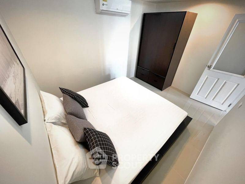 picture 3-BR Condo at Waterford Sukhumvit 50 Condominium near BTS On Nut (ID 1441721) - 9/20