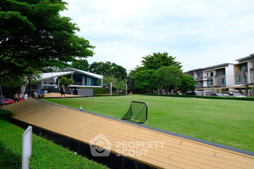 picture 3-BR Townhouse in Lat Phrao (ID 1796948) - 23/26