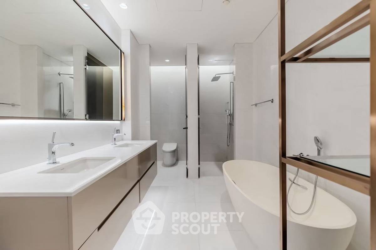 picture 5-BR Condo at The Residences At Sindhorn Kempinski Hotel Bangkok near BTS Ratchadamri (ID 2543490) - 5/12