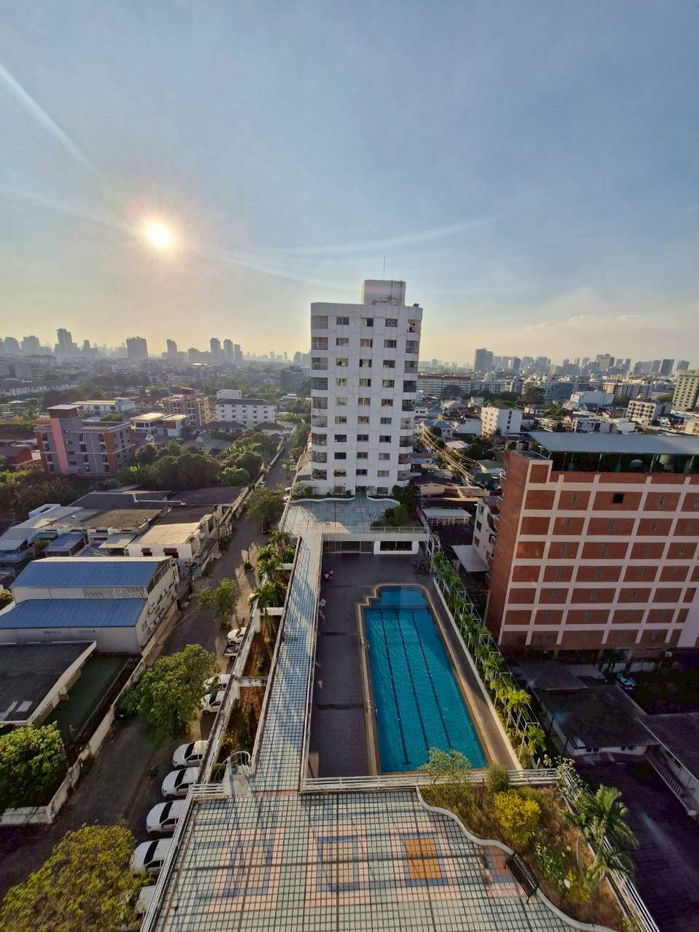 รูป ให้เช่าคอนโด ย่านลาดพร้าว เงียบสงบ สะอาด ใกล้รถไฟฟ้า ที่จอดรถในร่มเพียบ เงียบสงบ ชั้น12 ห้องมุม - รูปที่ 7/66