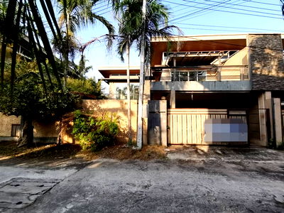 ขายบ้านเดี่ยว : BP00305 ขายบ้านแฝด หมู่บ้านเปี่ยมมงคล 3 ชลบุรี