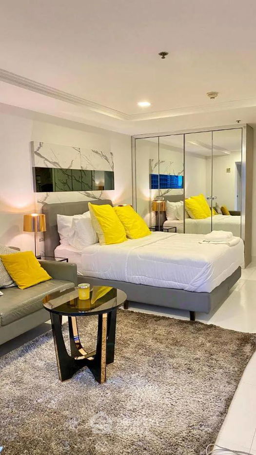 picture Studio Condo at The Trendy Condominium near BTS Nana (ID 2551964) - 1/5