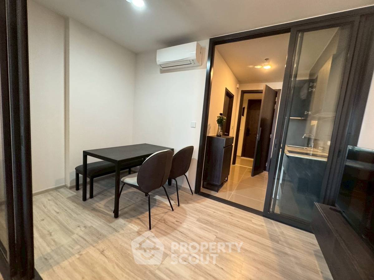 picture 1-BR Condo at XT Huaikhwang near MRT Huai Khwang (ID 2557502) - 8/11