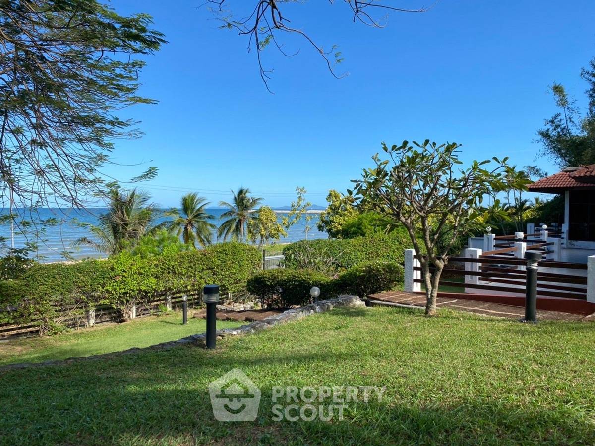 รูป บ้าน 4-ห้องนอน ใกล้ บ้านอำเภอ (ID 1377764) - รูปที่ 19/19