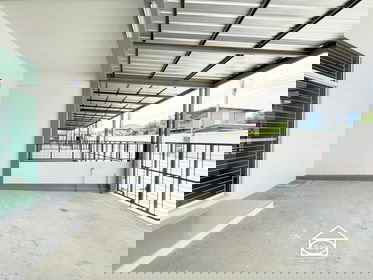 รูป ปล่อยเช่า บ้านทาวน์โฮมใหม่ 2 ชั้น หลังมุมมีพื้นที่ด้านข้าง ใกล้ BTS 3 ห้องนอน 2 ห้องน้ำ 2 ที่จอดรถ บางเขน เทพรักษ์ - รูปที่ 3/12