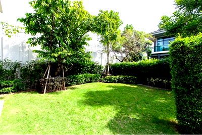 เช่าบ้านเดี่ยว เขตประเวศ : [920071001-14712] For Rent - 4BR Corner House at Setthasiri Pattanakarn