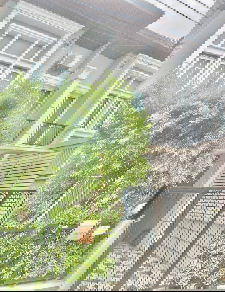 ทาวน์โฮมให้เช่า : โกลเด้น ทาวน์ 3 บางนา-สวนหลวง (Golden Town 3 Bangna-Suanluang) เขตประเวศ ใกล้เมกา บางนา