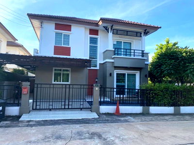 เช่าบ้านเดี่ยว สถาบันเทคโนโลยีแห่งสุวรรณภูมิ  : ให้เช่า18,000 / เดือนบ้านพฤกษาวิลเลจ 19 เนื้อที่ 42 ตรว. เฟอร์ครบ พร้อมเข้าอยู่