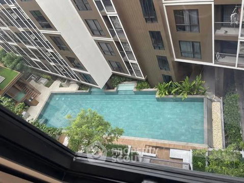 Well-Priced 1-BR 40 Sqm At The Shade Sathorn 1, Near MRT Khlong Toei (ID 2559647)