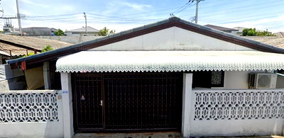 เช่าบ้านเดี่ยว เมกะ บางนา : บางนา-ตราด49-55 เปิดซิง! บ้านใหม่ แอร์ใหม่ 3ตัว 50 ตรว. 200 ตรม. จอดรถ3คัน สนามบินสุวรรณภูมิ เมกาบางนา โลตัสบางนา ขนาดใหญ่ เพียง 900ม.