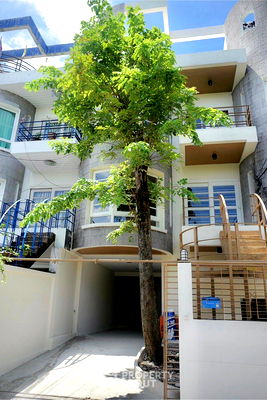 ทาวน์โฮม กรุงเทพมหานคร : ทาวน์เฮ้าส์ 5-ห้องนอน ใน จันทรเกษม (ID 2559724)