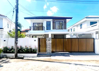 Houses for sale Muang Phuket Phuket : 4 5985431