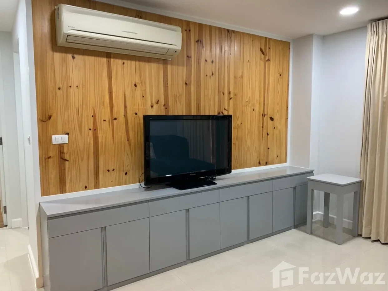 picture 2 Bedroom Condo for rent at The Clover 1086502 - 4/12