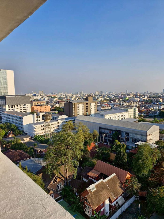 รูป ให้เช่าคอนโด ย่านลาดพร้าว เงียบสงบ สะอาด ใกล้รถไฟฟ้า ที่จอดรถในร่มเพียบ เงียบสงบ ชั้น12 ห้องมุม - รูปที่ 14/66