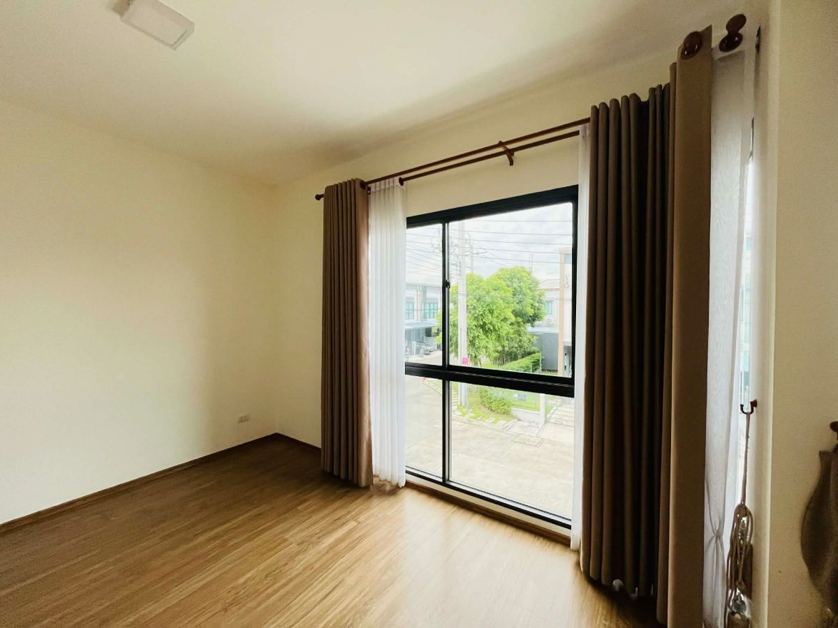 picture 🔥🔥 Urgent Sale – Pleno Phahonyothin 54/1 🏡 🛏️ 2 Bedrooms | 3 Bathrooms 📐 Corner house with spacious area - 8/18