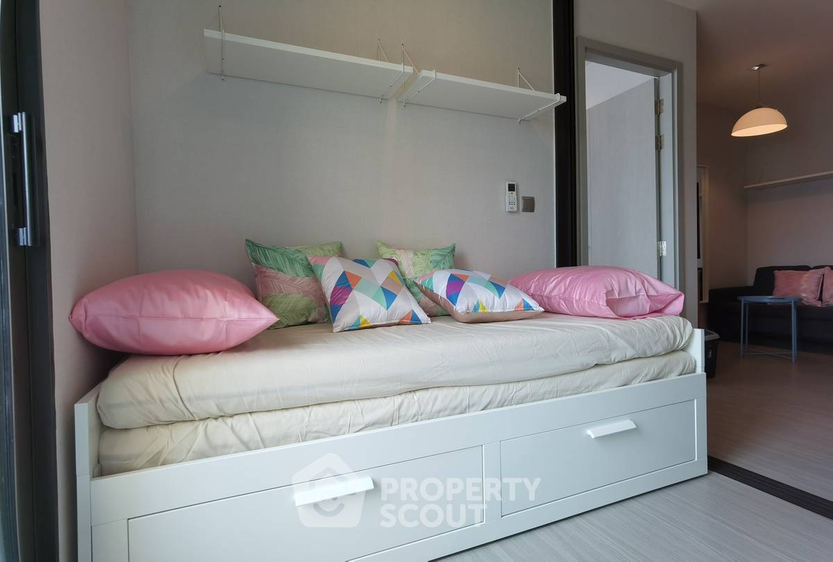 picture 2-BR Condo at Life Sukhumvit 62 near BTS Bang Chak (ID 2559341) - 8/12