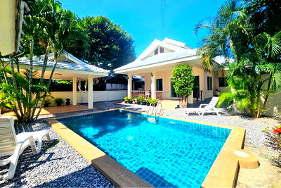 Houses for rent Hua Hin Prachaubkirikhan : [920601001-857] Plumeria, Cozy Pool Villa, 3 Bed 2 Bath, Hua Hin Soi 6 For Rent