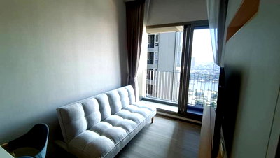Condos for rent :  RHYTHM CHAROENKRUNG     PAVILLION 