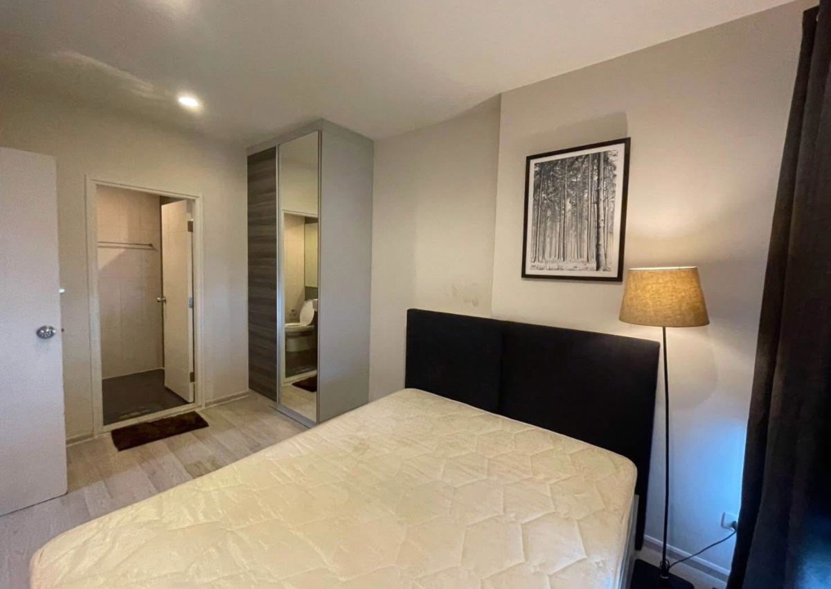 picture Centric Huai Khwang       Station - 4/11