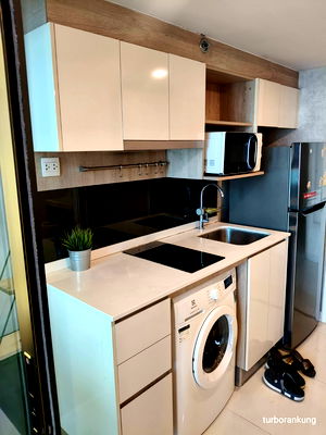 Condos for rent MRT Nonthaburi Civic Center : knightsbridge duplex tiwanon beautiful room