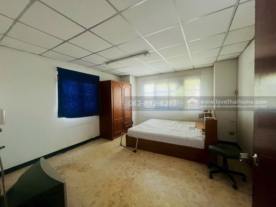 รูป ขายบ้านแฝด 2 ชั้น พื้นที่ 41.6 ตารางวา ราคาเพียงแค่ 2.4 ล้านบาท ราคาถูกที่สุดในหมู่บ้าน ราคาดีความคุ้มค่าที่หาไม่ได้ง่ายๆ ในทำเลนี้ - รูปที่ 10/11