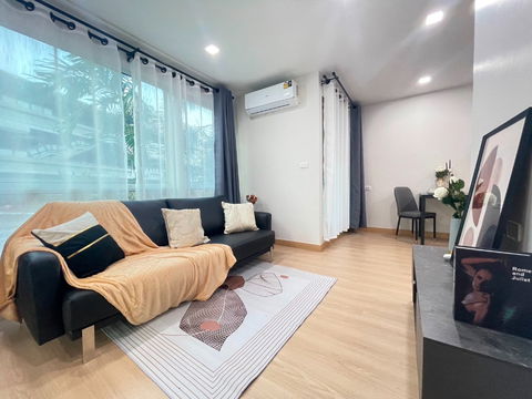 🏙️ Casa Ratchada–Tha Phra for Rent | Newly Renovated, Move-in Ready ✨ 📍 Just 50 meters from Talad Phlu BTS