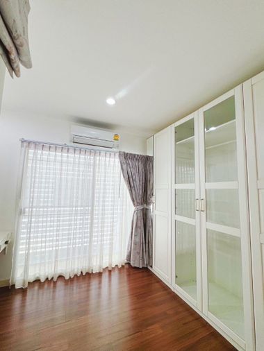 3-bed townhouse for rent, 200 sqm, Leon Sukhumvit 62