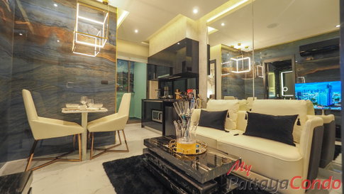 🛏️ 1 Bed - 🛁 1 Bath - 🏙️ Pool View - 🌏 FOREIGN name - 🏢 Grand Solaire Pattaya - Ref: GRANDS19