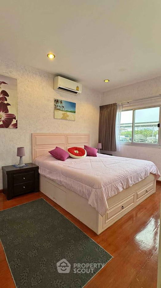 picture 2-BR Condo at Jomtien Yacht Club 1 close to Pattaya (ID 2560340) - 1/14