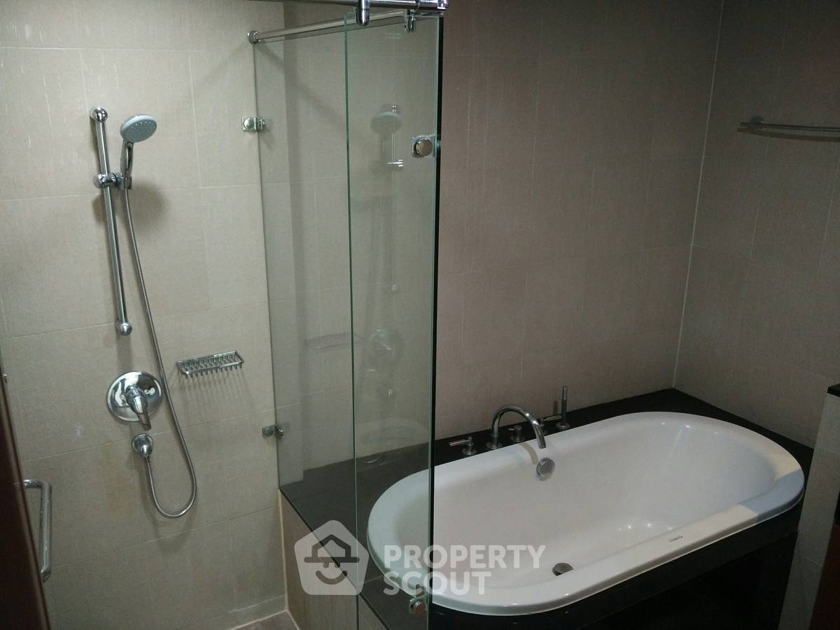 picture 1-BR Condo at Baan Rajprasong Condominium near BTS Ratchadamri (ID 2558701) - 5/7