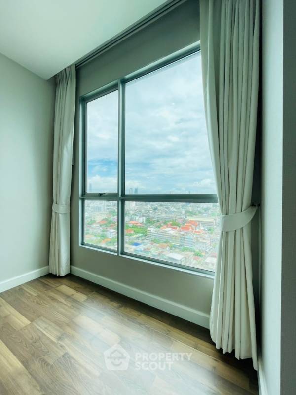 รูป คอนโด 1-ห้องนอน ที่ เดอะ รูม สาทร-ตากสิน ใกล้ BTS โพธิ์นิมิตร (ID 972731) - รูปที่ 3/10