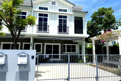 Townhouses for sale Bang Plee Samut Prakarn : [920071045-189] ขายด่วน Townhome โครงการ Villagio2 เพียง 5.1ลบ