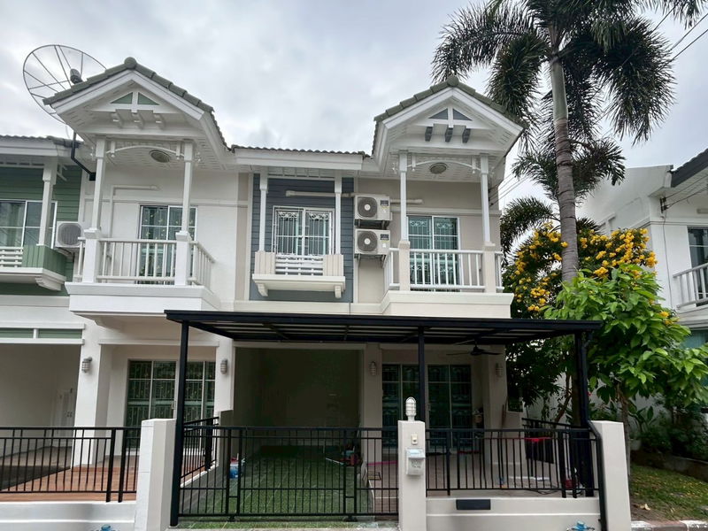 ขายทาวน์โฮม : ขายถูกมาก!! ทาวน์เฮ้าส์ เดอะวิลล่า รัตนาธิเบศร์-ราชพฤกษ์ ท่าอิฐ ถนนรัตนาธิเบศร์ หลังมุม