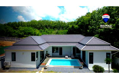 บ้านเดี่ยว เมืองกระบี่ กระบี่ : [920281015-44] Luxury pool villa.
