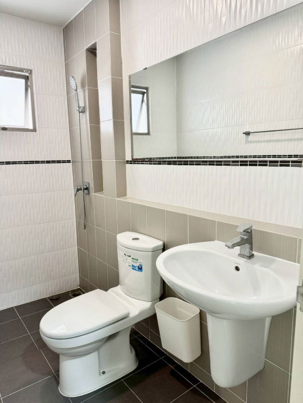 รูป ให้เช่าบ้านแฝด 4 ห้องนอน ม.แกรนด์วัลเล่ย์หนองมน ชลบุรี - รูปที่ 18/20