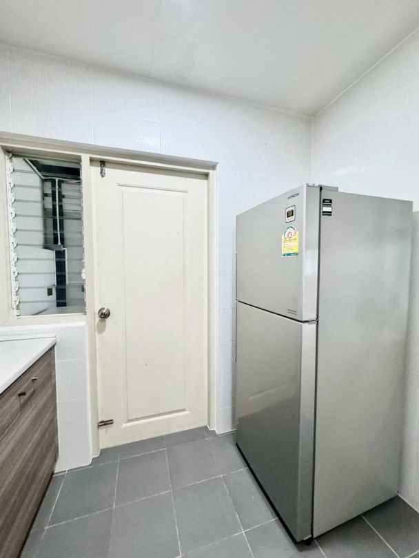 รูป ให้เช่าบ้านแฝด 4 ห้องนอน ม.แกรนด์วัลเล่ย์หนองมน ชลบุรี - รูปที่ 3/20