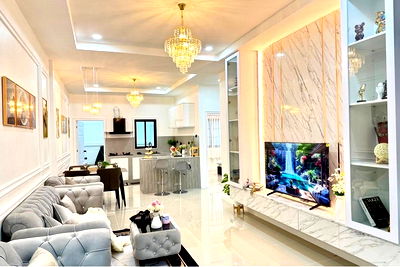 Houses for sale Bang Lamung Chonburi : [920471017-399] House for sale with 3 bedrooms - Main Roadside, in Noen Plab Wan