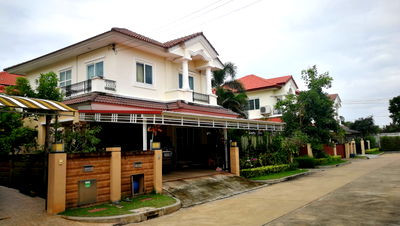 ขายบ้านเดี่ยว : ขายบ้านเดี่ยว เดอะ แกรนด์ วงแหวน - ประชาอุทิศ ทุ่งครุ เขต ทุ่งครุ กรุงเทพ 