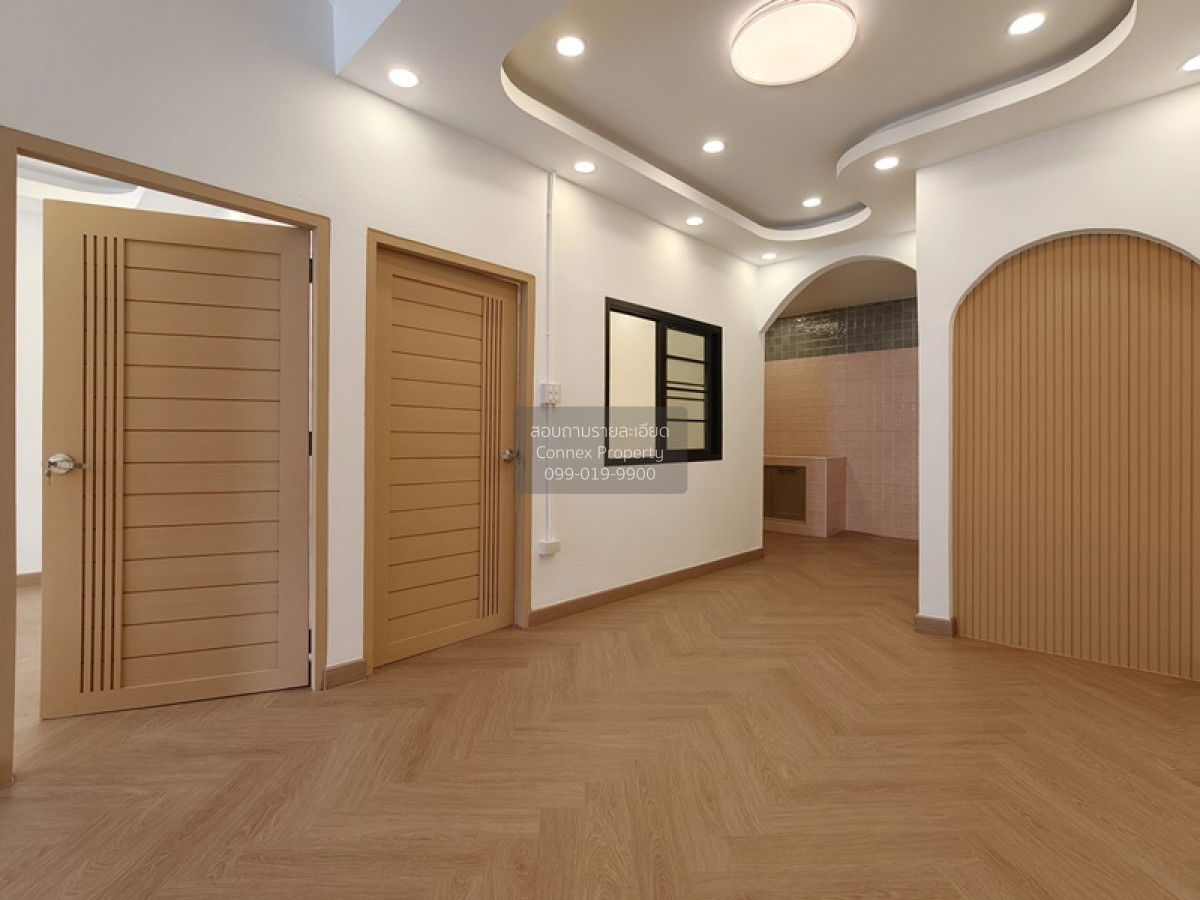 picture For Sale Townhouse/Townhome , Tho Rung Soi Nawamin 111 , wide frontage , newly renovated , Nawamin , Bung Kum , Bangkok , CX-142753 ✅ Live chat with us ADD LINE @connexproperty ✅ - 5/12