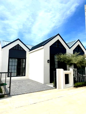 Townhouses for sale Thalang Phuket : Newly Home near Robinson Thalang 💰 Under 3 million THB!! 🔥