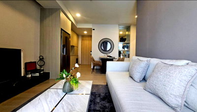 Condos for rent Soi Ekamai (Sukhumvit 63) : Siamese Sukhumvit42. 2bed 78sqm. Line id: @pfagent