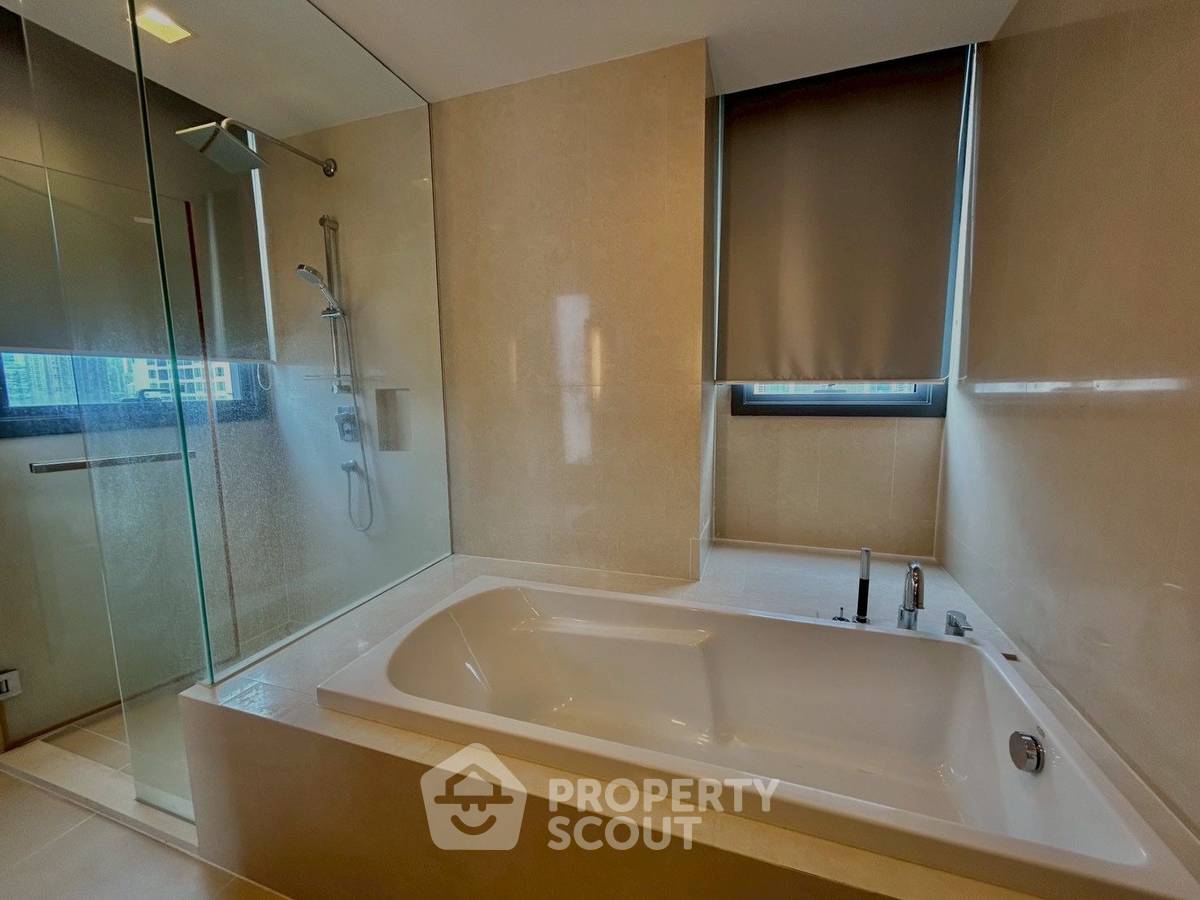 picture 3-BR Condo at Hyde Sukhumvit 13 Condominium near BTS Nana (ID 2554458) - 24/25